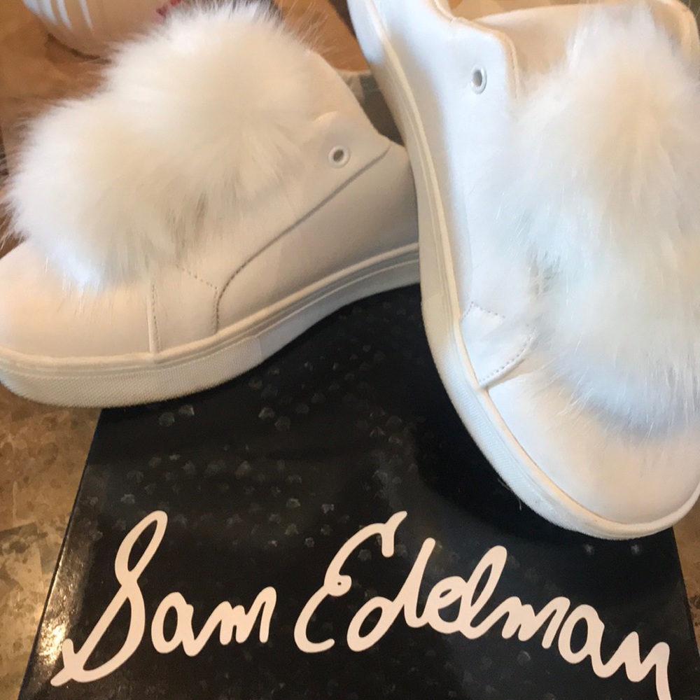 Women’s shoes